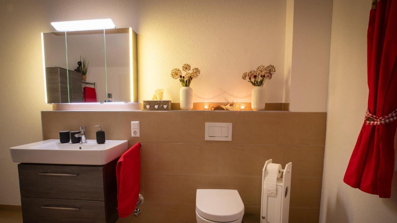 Mayer Apartment *