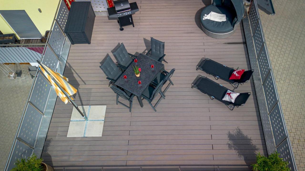 Mayer Apartment *